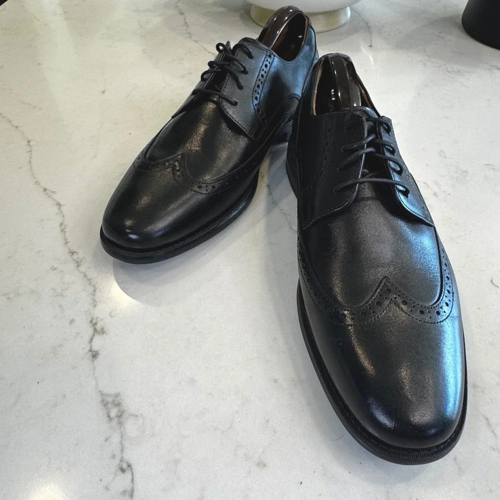 Florsheim Men 9.5 M Black Santucci Leather Wingtip Oxford Dress Shoes Classic‎